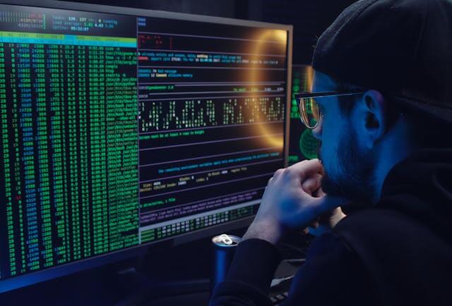 What Is Shor's Algorithm and Its Threat to Cybersecurity