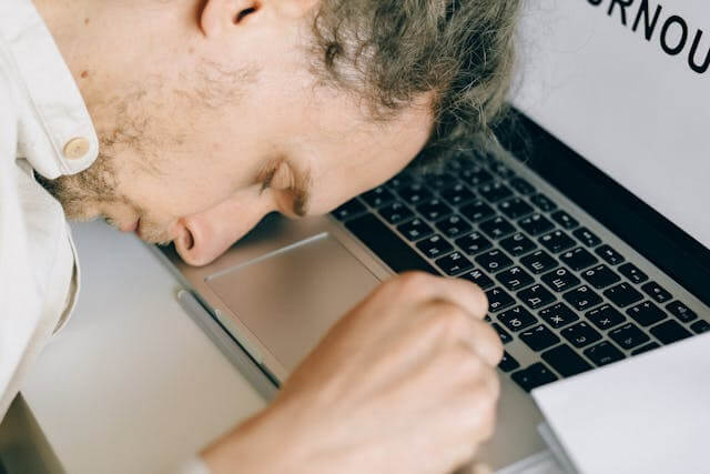 Workplace Burnout: The Symptoms That Often Go Unnoticed