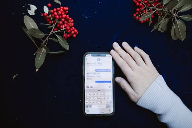 View Text Messages Sent And Received On Android And iPhone Devices