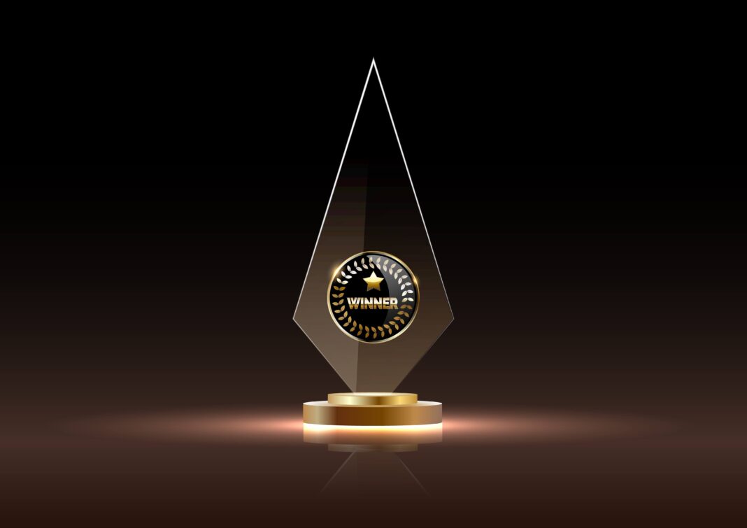 Why Premium Glass Awards Leave A Lasting Impression