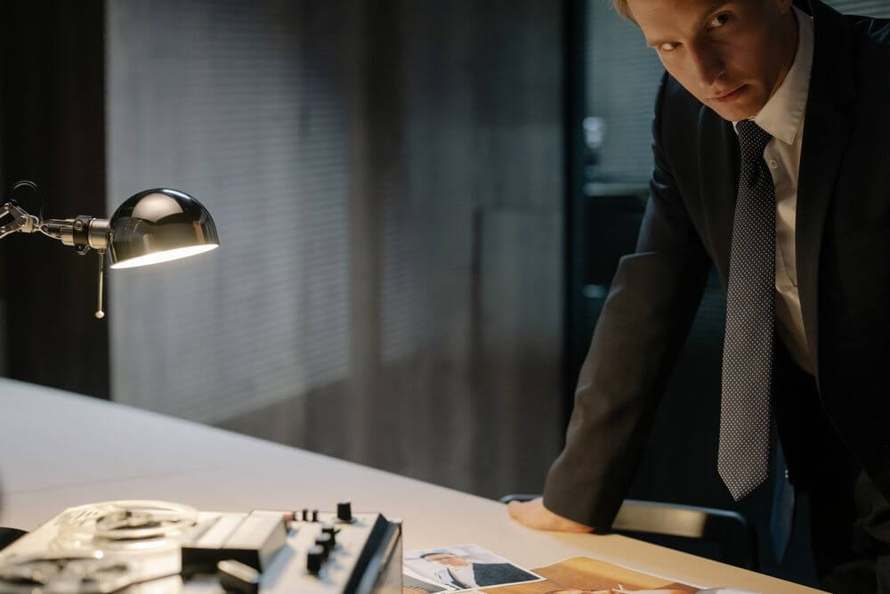 The Modern Role of Private Investigators in Solving Complex Problems