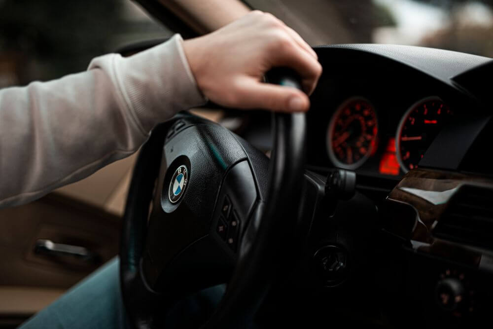 Renting vs. Buying a Car in Dubai: What Makes More Financial Sense?