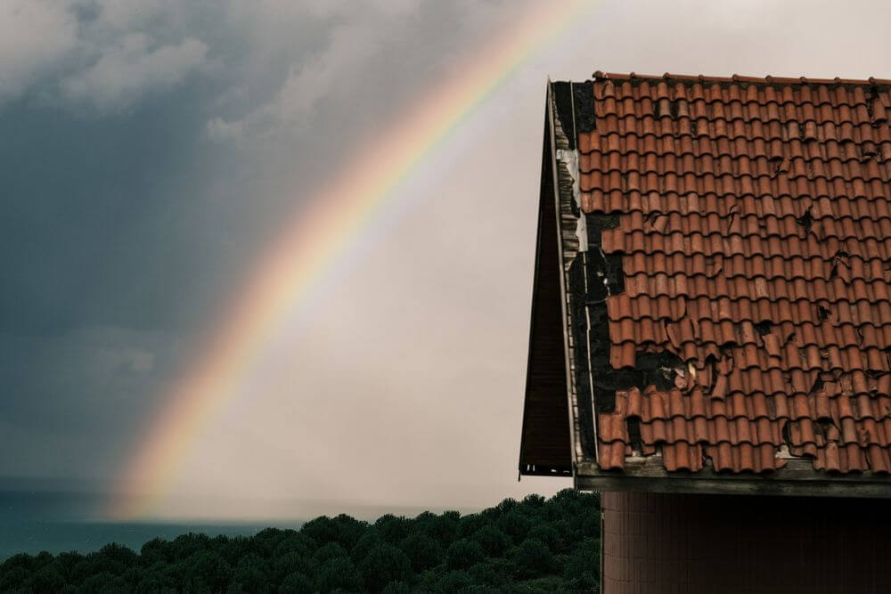 What You Should Know Before Dealing With Roof Damage