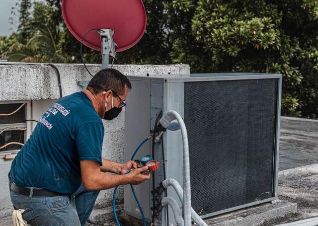How Property Managers In Denver Handle Sudden Cooling System Failures