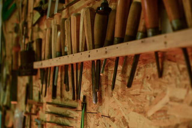 The Ultimate Guide To Selecting Pegboard Hooks For Retail Displays And Home Workspaces