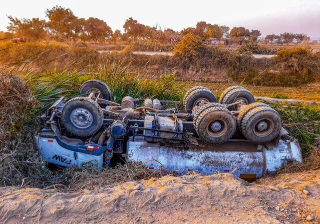 What Makes Truck Accident Claims Different From Car Accident Claims
