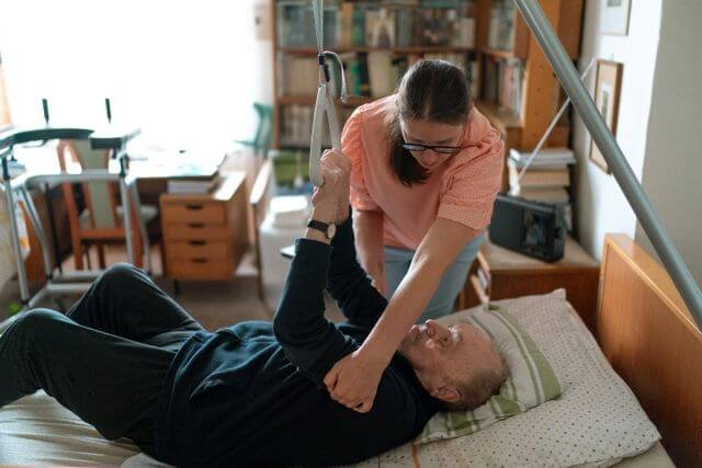 What Makes A Patient Lift Suitable For Everyday Care?