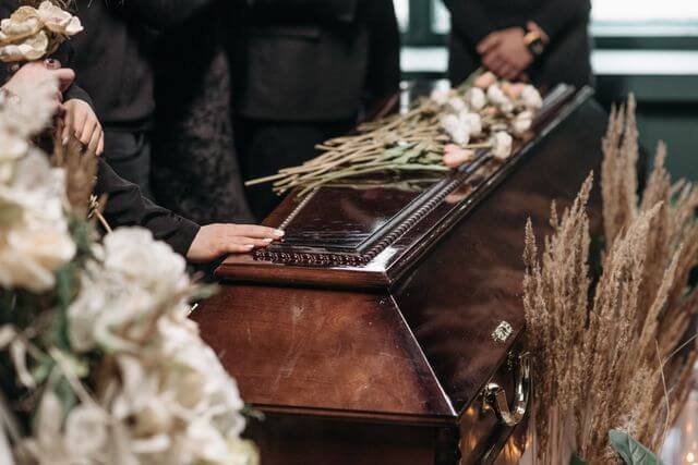 How An After-Death Checklist Can Help You Navigate Important Steps